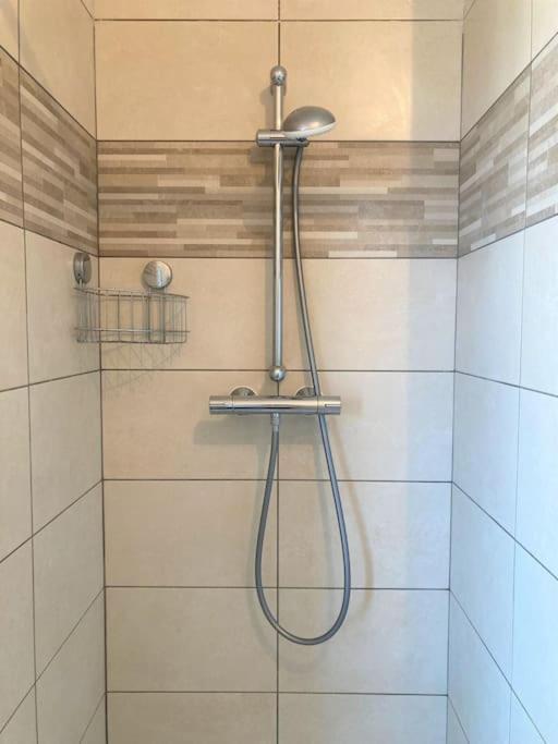 Appartement 87 M2 - 3 Chambres - 6 Personnes - Proche Paris - Parking Gratuit Asnières Esterno foto